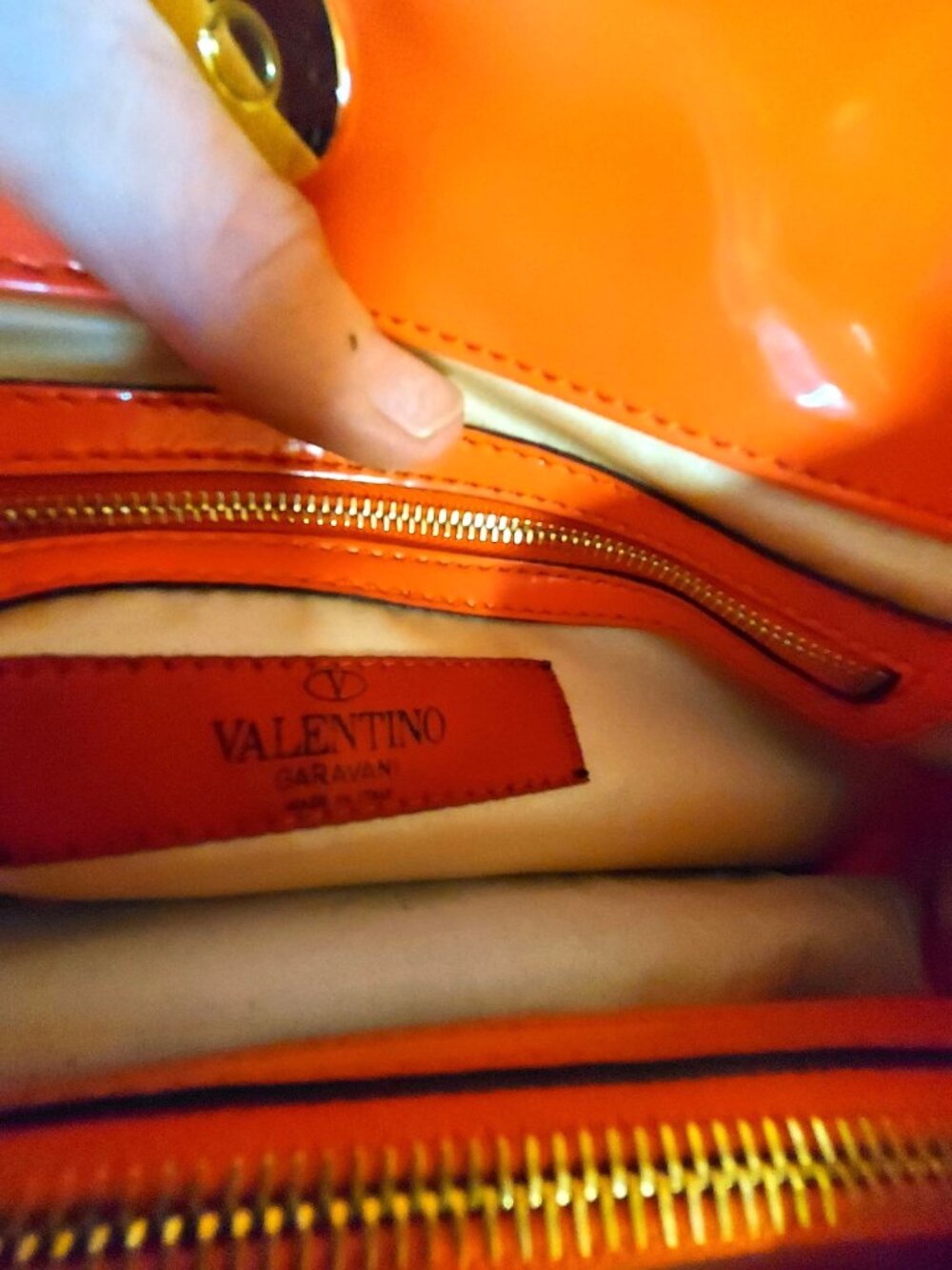 Valentino Garavani Pink Patent Bow Tote Bag NWT - Picture 7 of 7